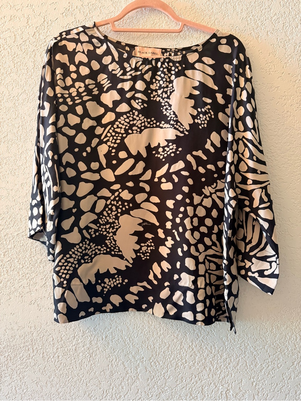 BLACK LABEL by CHICO’S Abstract Relaxed 3/4 Short Sleeve Blouse Size Small